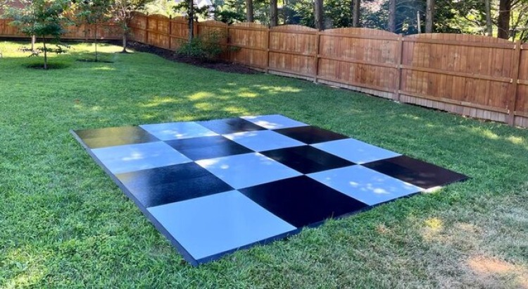 15' x 15' Dance Floor CHECKERED